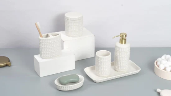 Fast Delivery Glazed Porcelain Ceramic Stoneware Sanitaryware Toilet Washroom Bathroom Accessories